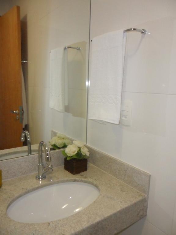 Lord Hotel Aeroporto Confins Vespasiano Rum bild