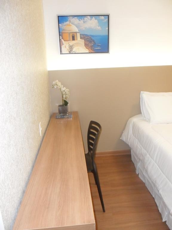 Lord Hotel Aeroporto Confins Vespasiano Rum bild