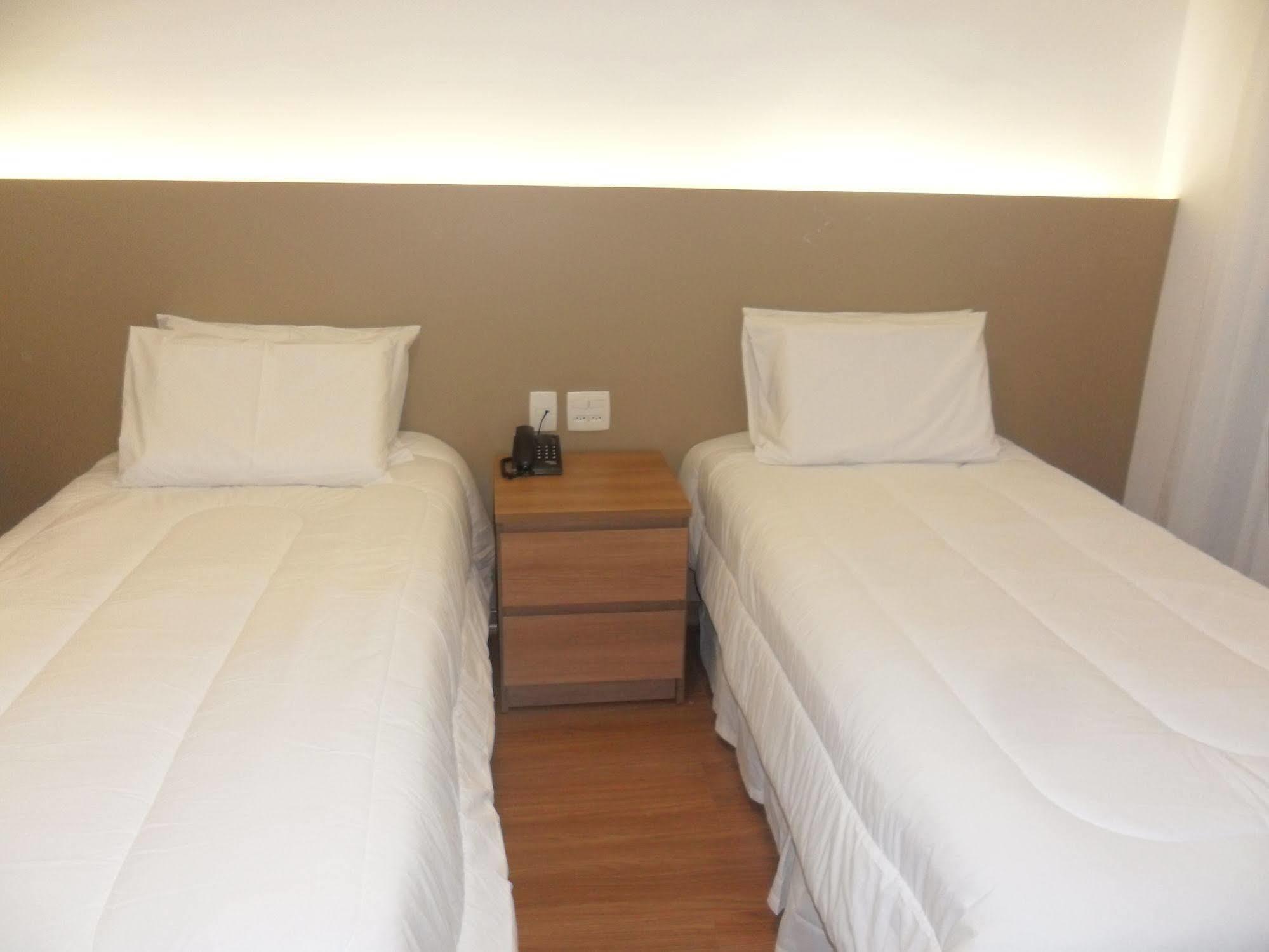 Lord Hotel Aeroporto Confins Vespasiano Exteriör bild